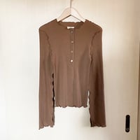 【Bed&Breakfast ベッド＆ブレイクファースト】Cosmorama Wool TOTAN Button Top in Brown
