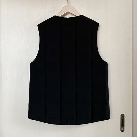 【Bed&Breakfast】Grosgrain Quilted Liner Vest in Black