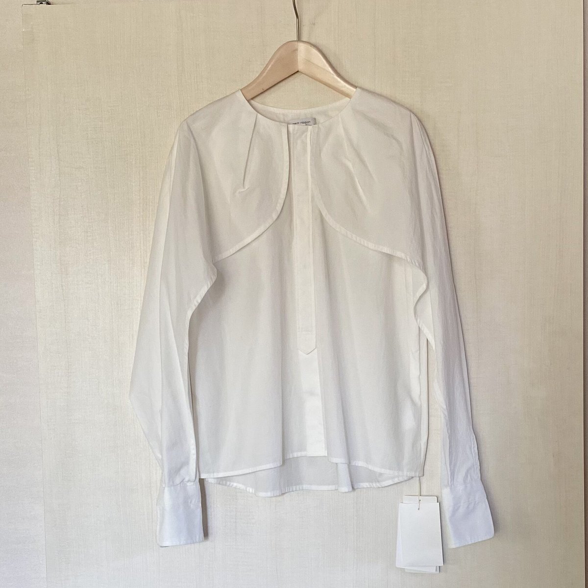 near.nippon ブラウス near nippon ボタニカルプリントオーバーTシャツ