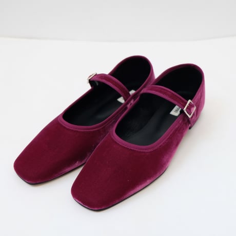【oblada】ベロア　MARY JANE SHOES＜ F2410IT03＞