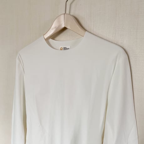 【Bed&Breakfast ベッド＆ブレイクファースト】Stretch Fit Base Long Sleeve Tee in Off White