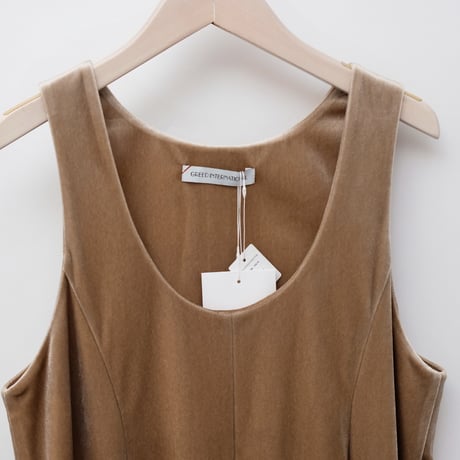 【Greed International グリードインターナショナル】 Chantique Velour Dress in Beige