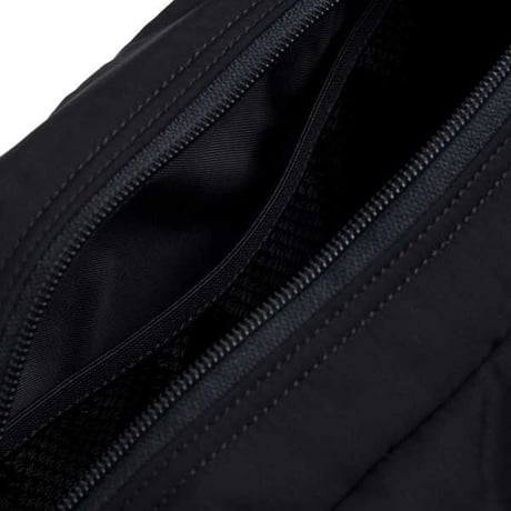 【Carhartt WIP /カーハートウィップ】Military Hip Bag (ミリタリーヒップバッグ）I024-252 Cypress/ Black