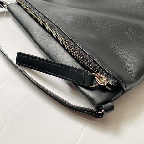 【Greed Internationalグリードインターナショナル】Leather Sacoche in Black