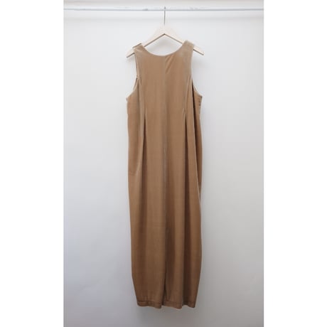 【Greed International グリードインターナショナル】 Chantique Velour Dress in Beige