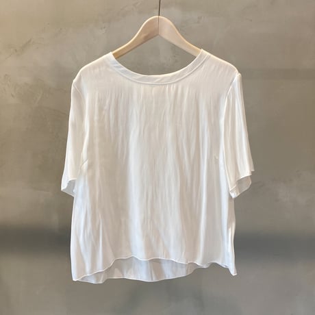 【Bed&Breakfast ベッド＆ブレイクファースト】Tumbler Finishing Satin Tee in White
