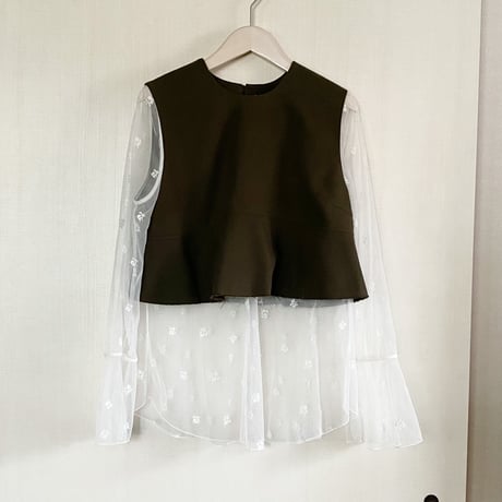 【Greed International グリードインターナショナル】Small Flower embroidery Long Top in Navy/Khaki
