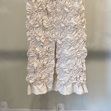 【Greed International グリードインターナショナル】 Plum blossom Shirring embroidery Skirt in Beige