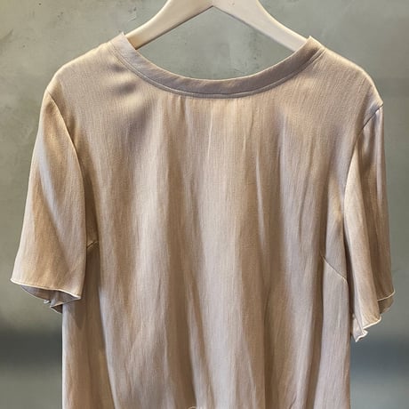 【Bed&Breakfast ベッド＆ブレイクファースト】Tumbler Finishing Satin Tee in Beige