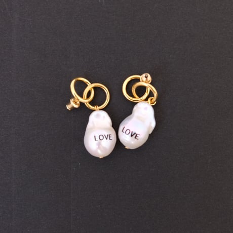 【Bijou R.I/ビジューアールアイ】LOVE Freshwater Pearl Pierce