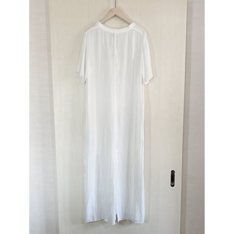 【Bed&Breakfast ベッド＆ブレイクファースト】Tumbler Finishing Satin Tee Dress in Off White