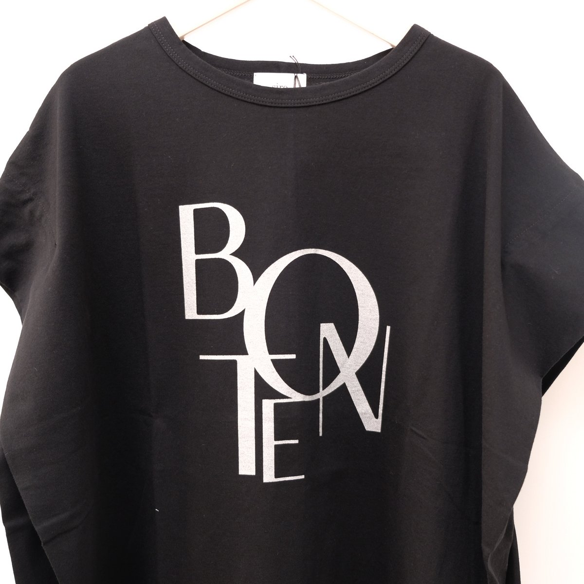 新品タグ付き　シロデラボンテ　BONTE tuck sleeve Tshirt 新品タグ付き シロデラボンテ BONTE tuck sleeve Tshirt siro de