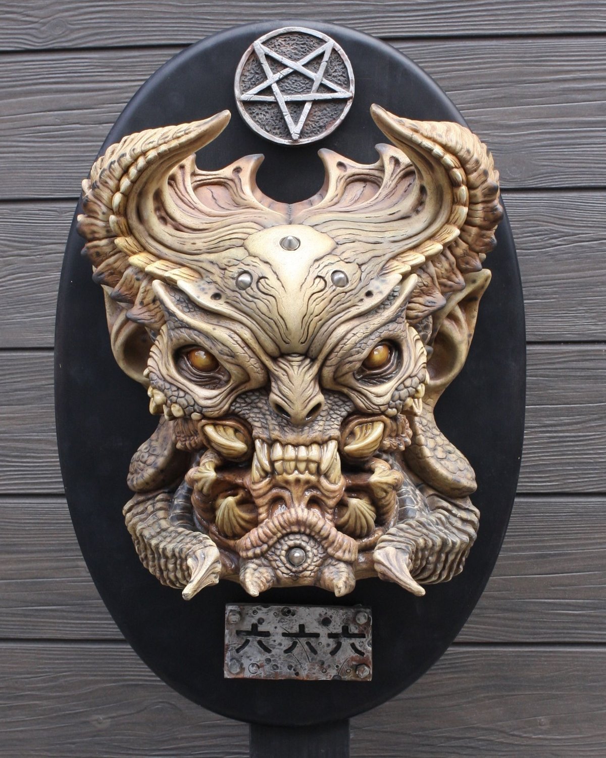 【激レア】 Custom SKULL BEE Zaza Diamond Line Zaza Large Devil Skull With Diamond Eye Ring