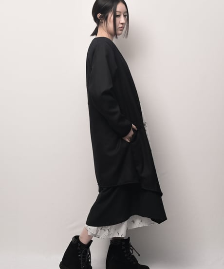 黒ウール羽爵カーディガン