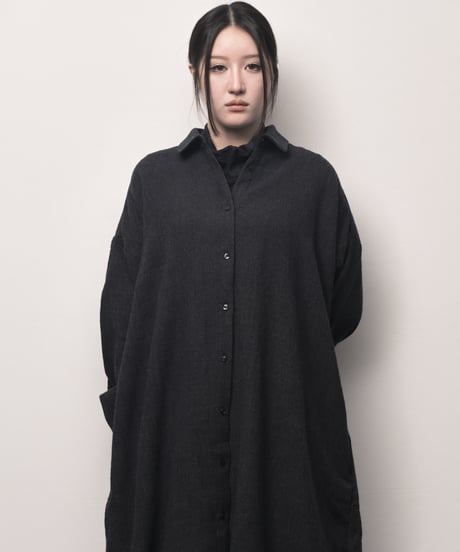 鈍色ウールロングドロップシャツ