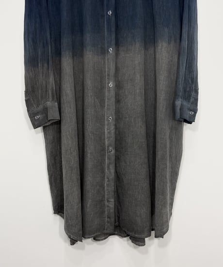 藍墨上グラデボイルスタンドロングシャツ