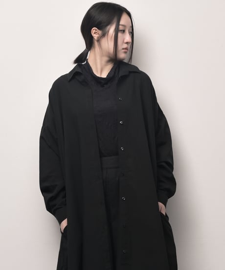 黒コットンロングドロップシャツ