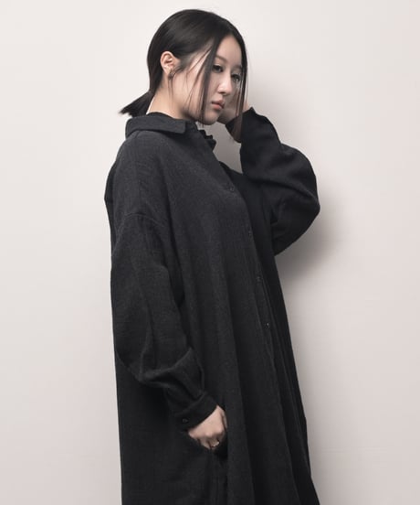 鈍色ウールロングドロップシャツ