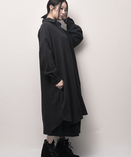 鈍色ウールロングドロップシャツ