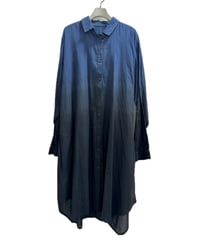 黒藍上グラデロングドロップシャツ