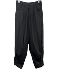 黒天泣裾タックワイドパンツ
