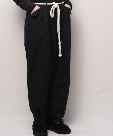 黒綿麻　縄ベルトサルエルパンツ