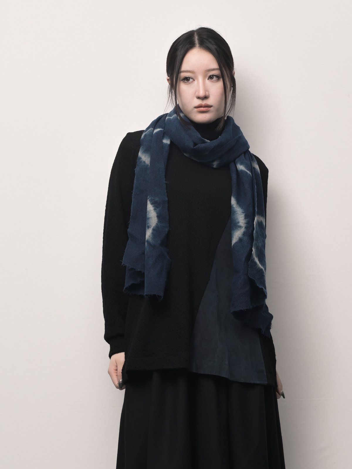 断切 藍墨 日輪 傾斜ウールストール | I R O F U S I online shop 断切 藍墨 日輪 傾斜ウールストール | I R O F U S I online shop