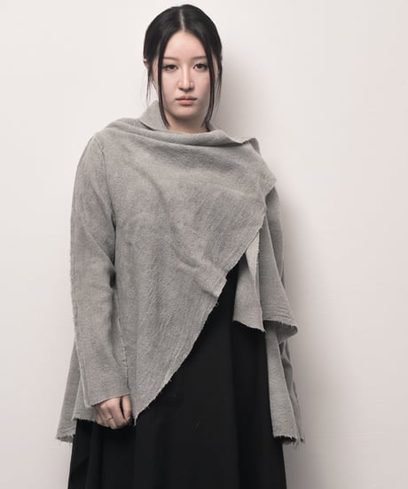 断切墨染ウール四角カーディガン
