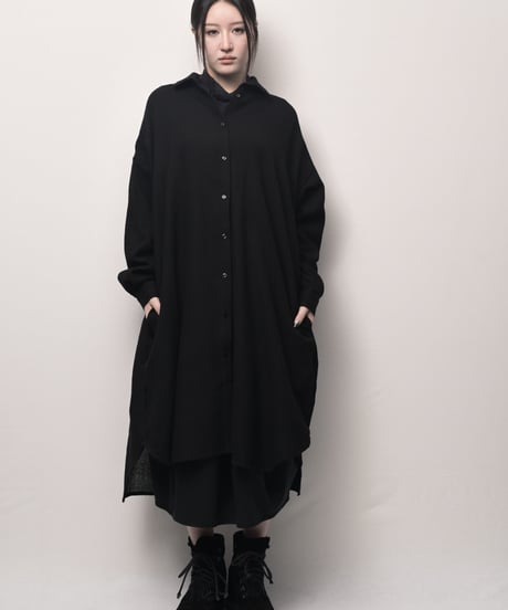 濡羽ウールロングドロップシャツ