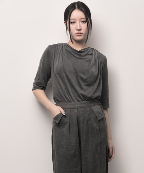斑糸 裾タックワイドパンツ