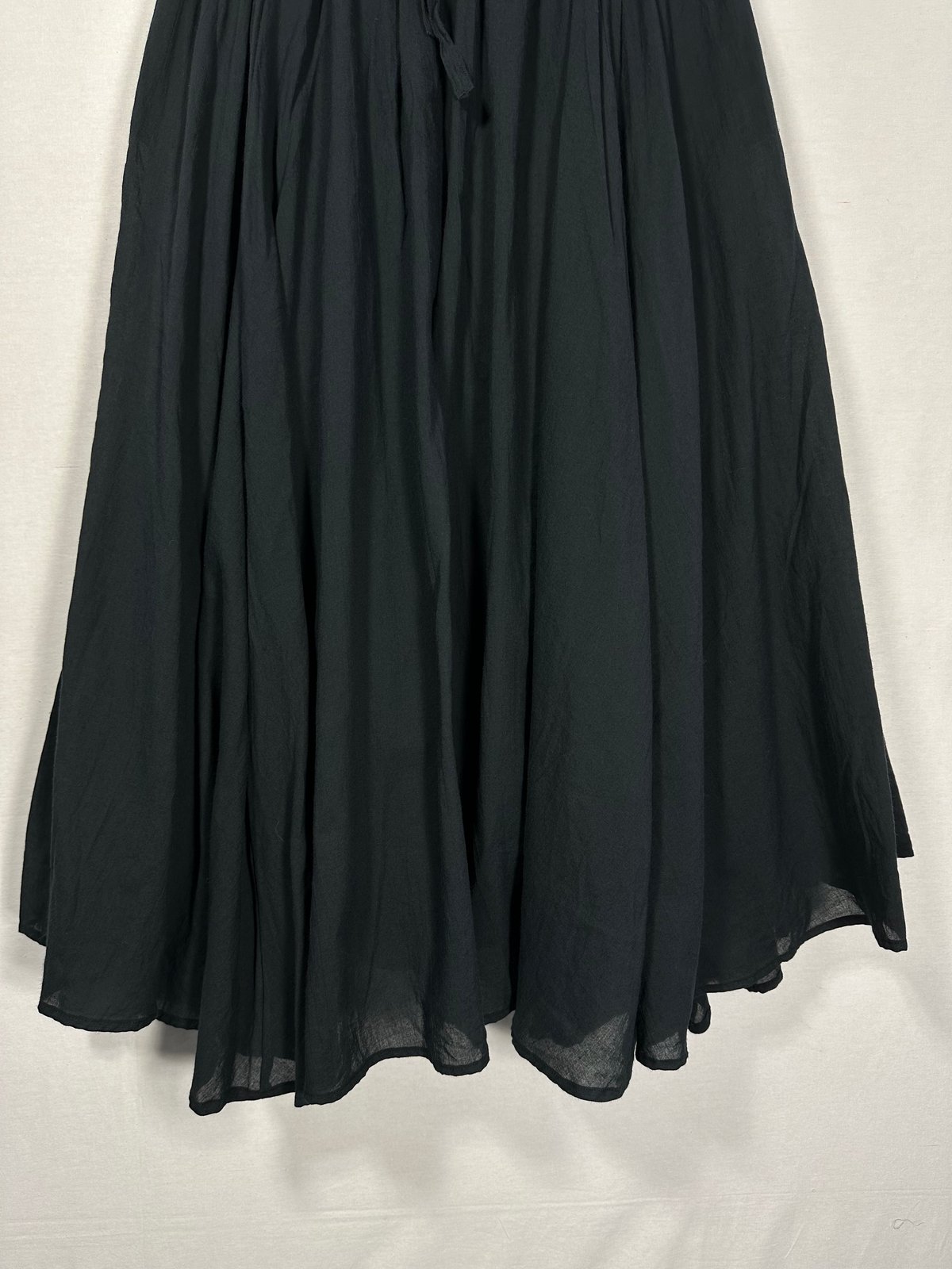 HORN GARMENT ブラックスカート 40 HORN GARMENT ブラックスカート 40 フェィクレザーメッシュ