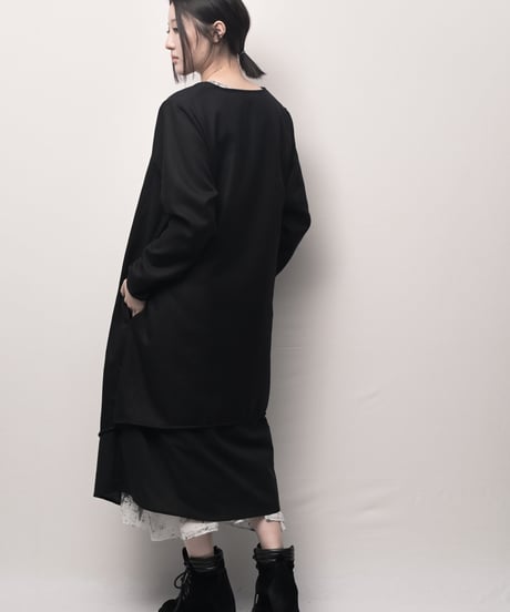 黒ウール羽爵カーディガン