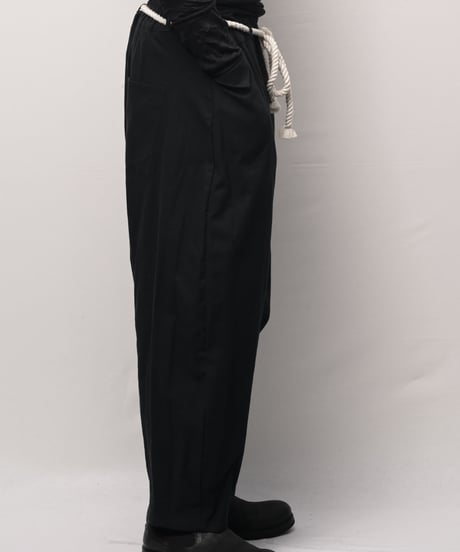 黒綿麻　縄ベルトサルエルパンツ