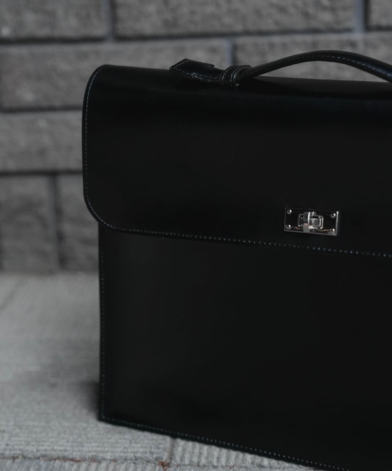 バッグ CTHY LUXURY MATERIAL BRIEFCASE byAnnonay LUXURY MATERIAL BRIEFCASE by Annonay | CTHY