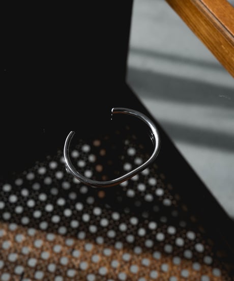 Limited BANGLE