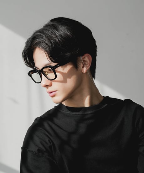 ACETATE HANDMADE MODERN EYEWEAR “WELLINGTON”