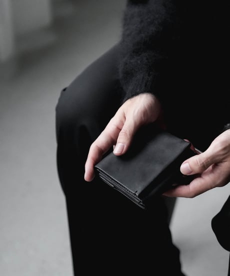 LUXURY MATERIAL GUIDI LEATHER ANONYMOUS WALLET
