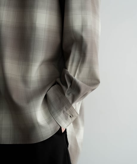LUXURY MATERIAL CLASSIC SHIRT by Super140’s BISHU WOOL