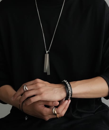 HIGH-END CTHY OBJECTS NECKLACE