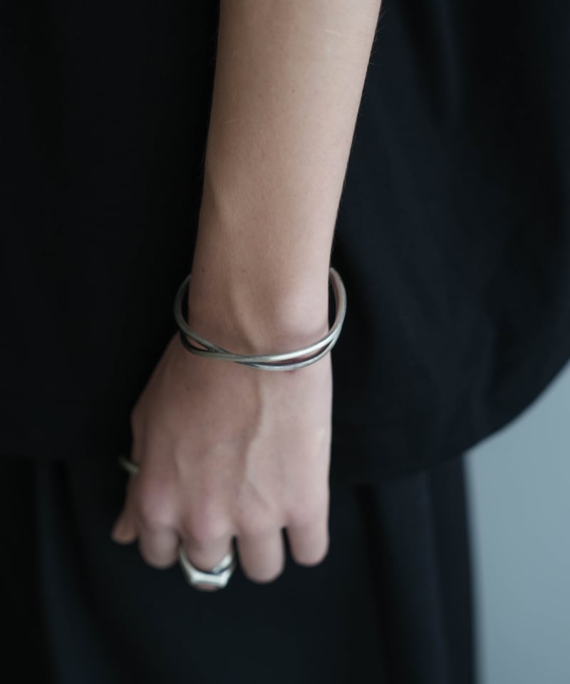 WAVE LAYERED BANGLE | CTHY