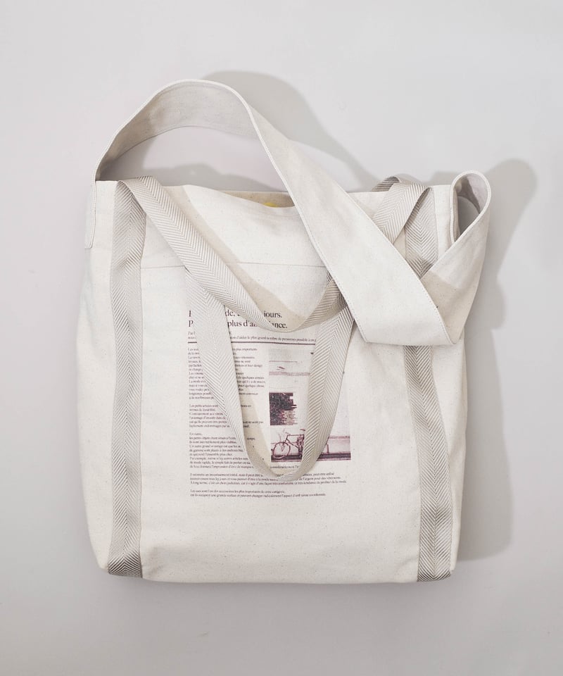 CTHY GRAPHIC BIG NEWSPAPER BAG-