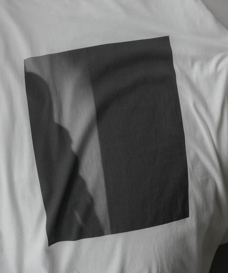 BACK GRAPHIC LONG SLEEVE CUTSEW