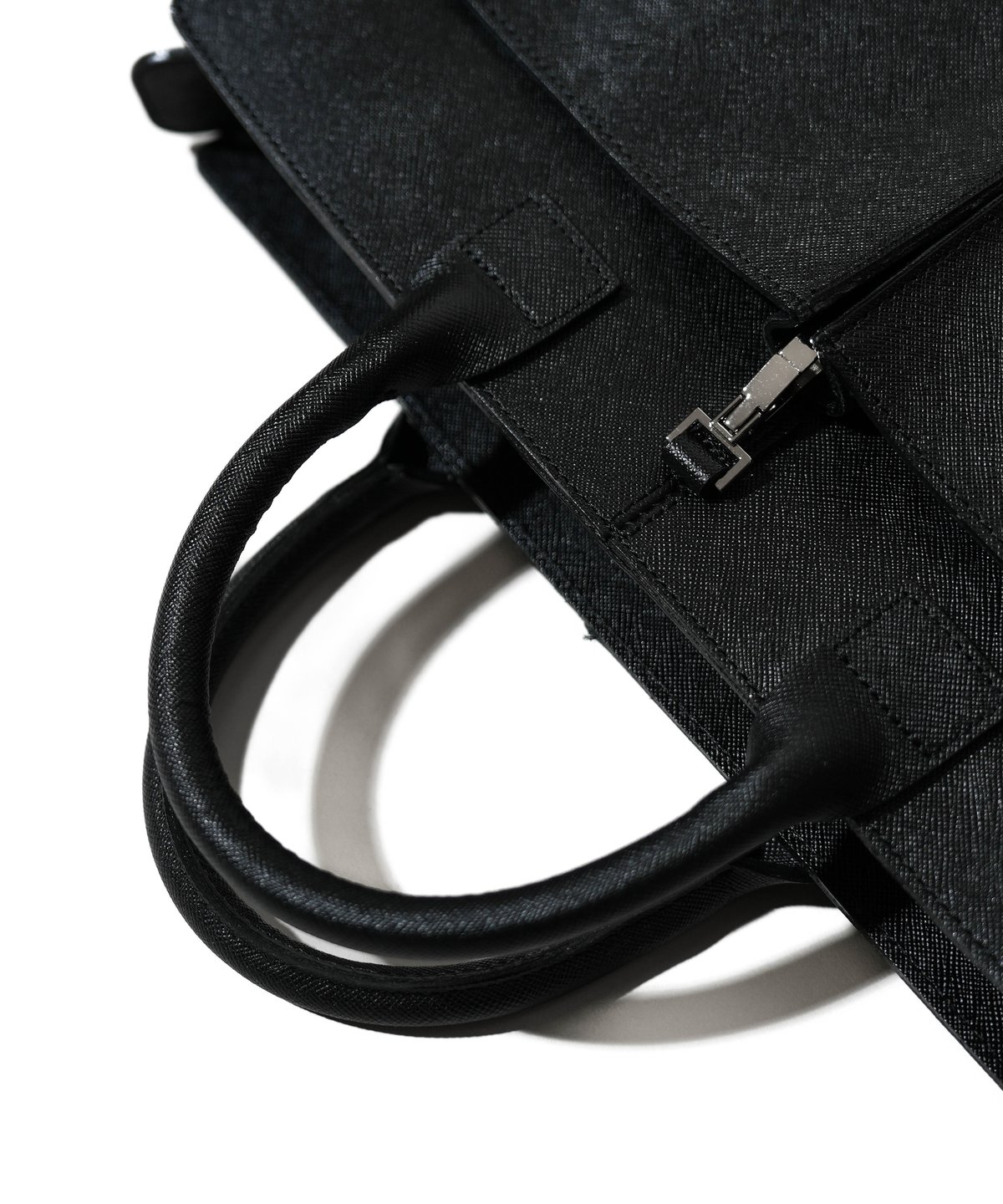 CTHY+Rich I】SAFFIANO LEATHER HELMET BAG [OFFIC CTHY+Rich I】SAFFIANO LEATHER HELMET BAG [OFFIC