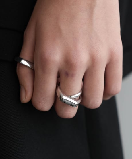 HIGH-END CTHY RING "LARVIKITE"