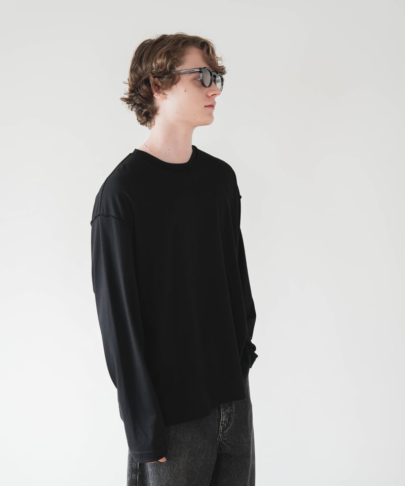 LUXURY MATERIAL LONG SLEEVE CUTSEW by SUVIN PLA