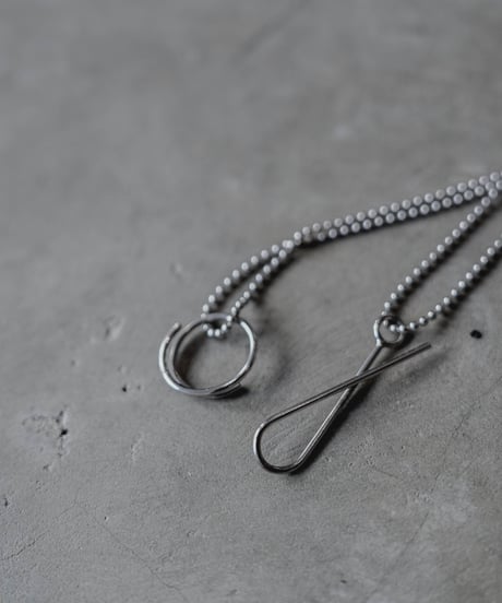 FOLIE DOUBLE BALL WALLET CHAIN