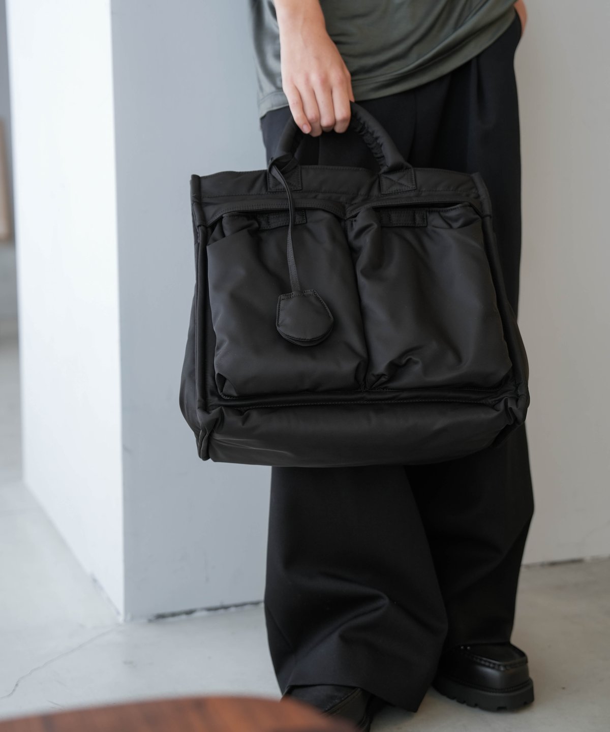 10 LIMONTA NYLON HELMET BAG | CTHY