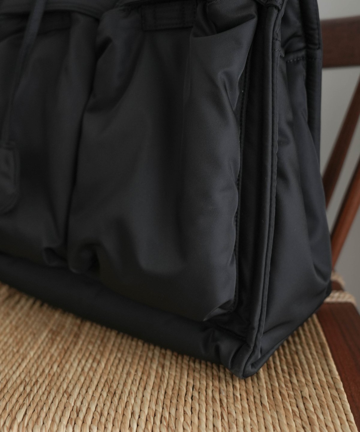 10 LIMONTA NYLON HELMET BAG | CTHY