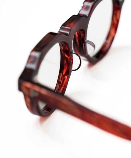 VINTAGE MATERIAL EYEWEAR “CROWNPANTO”  by CELLULOID