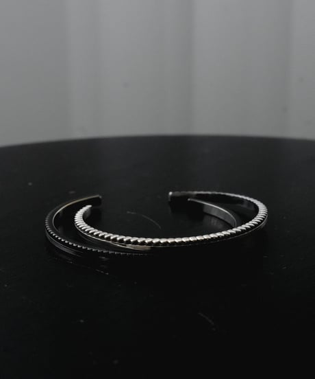 LAYER BANGLE